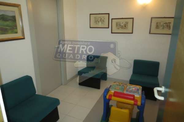 sala d'aspetto 3 - UFFICIO THIENE (VI) CENTRO 